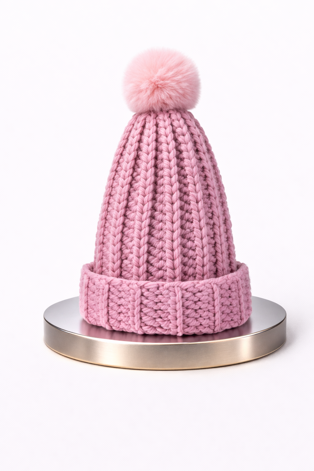 bonnet rose fonce avec pompon