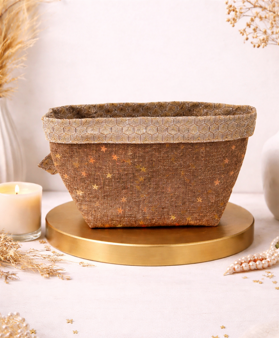paniere en lin avec etoiles or et argent 2
